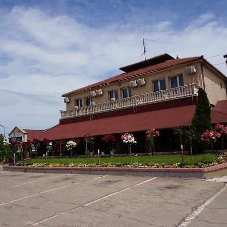 Guesthouse & Restaurant Tekovina Smederevo Exteriör bild