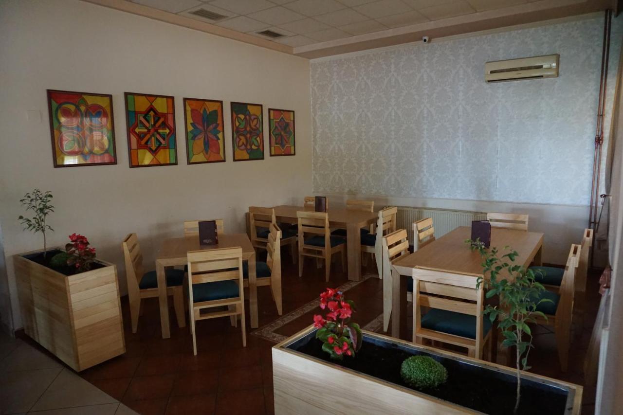 Guesthouse & Restaurant Tekovina Smederevo Exteriör bild
